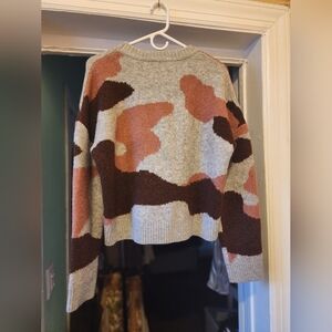 THM women's stretchy, fine, high-quality knitted sweater.